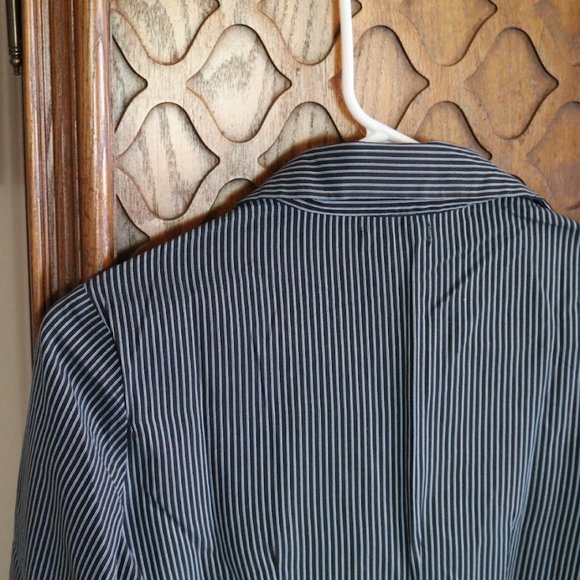3/$15 Globus Striped Popover Collared Shirt - Size XS - Picture 8 of 15